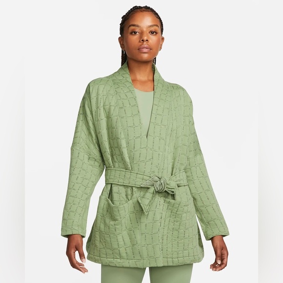 NEW NIKE - Yoga Therma-FIT Luxe​ Top - Picture 4 of 16